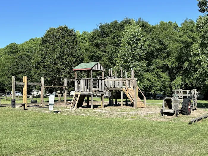 River Bottom Farms Family Campground Picture 7