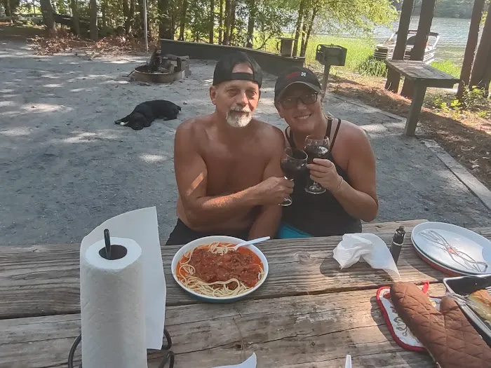 Hester's Bottom's Campground Picture 2