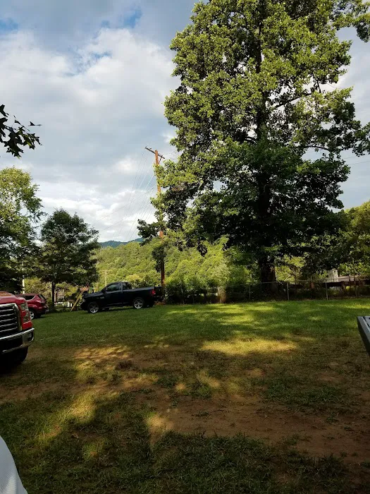 Mountain Shadows Campground Picture 7