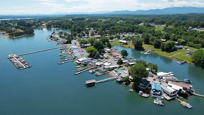 Fancher's Campground and Lakeside Rentals Picture 1