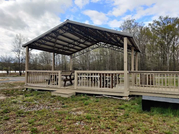 Lakeside Getaway on Douglas Picture 2