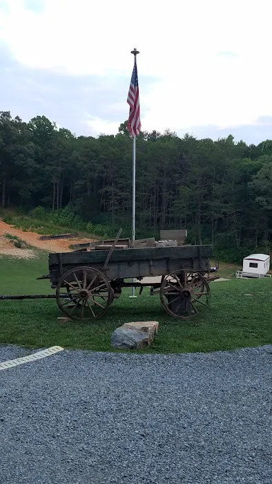 Sunshine Acres Camp & Cabins Picture 4