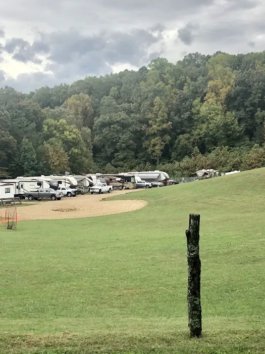 Sunshine Acres Camp & Cabins Picture 6