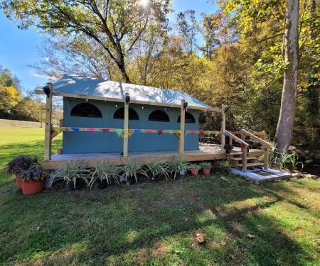 Creekside Stayz Campground