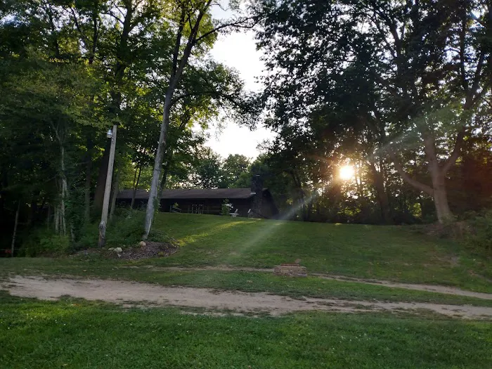 Bear Cave Camping Resort Picture 4