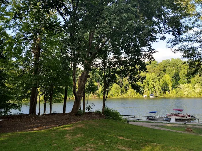 Bear Cave Camping Resort Picture 5