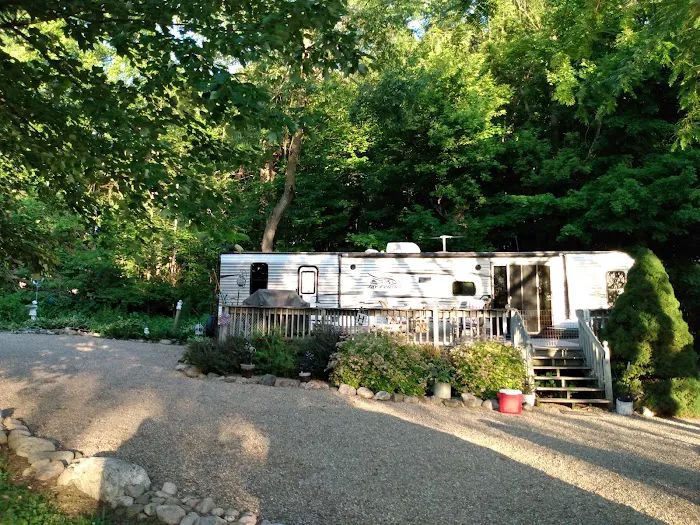Mini Mountain Campground Picture 8
