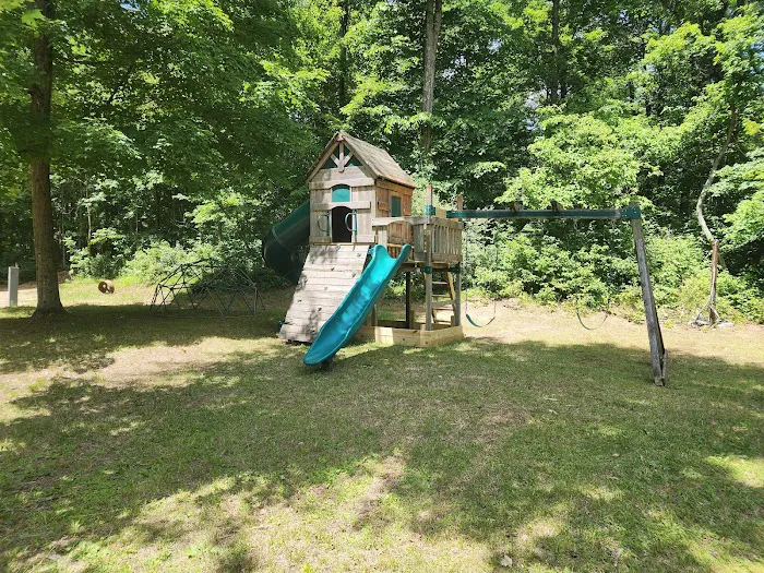 Happy Campers Campground Picture 6