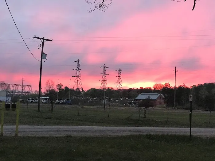 Happy Campers Campground Picture 9