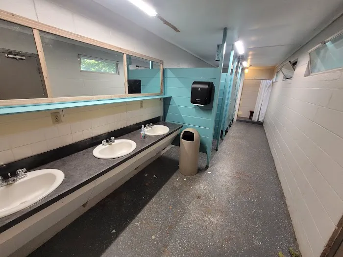 Drew's Campground Picture 1