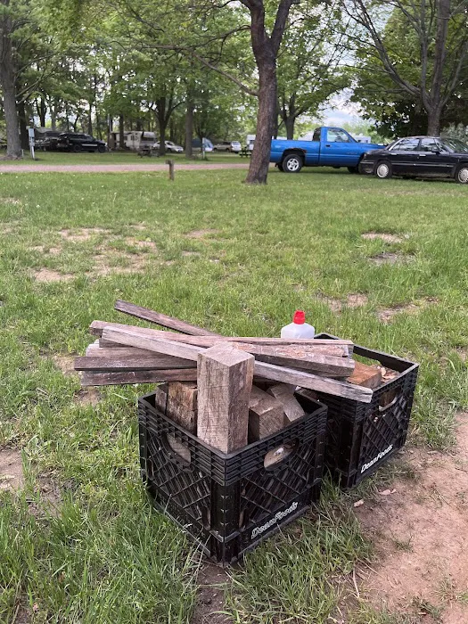 Drew's Campground Picture 7