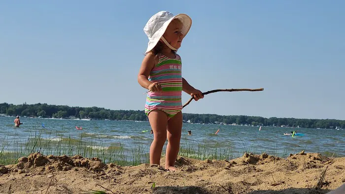 Bass Lake Beach & Campground Picture 2