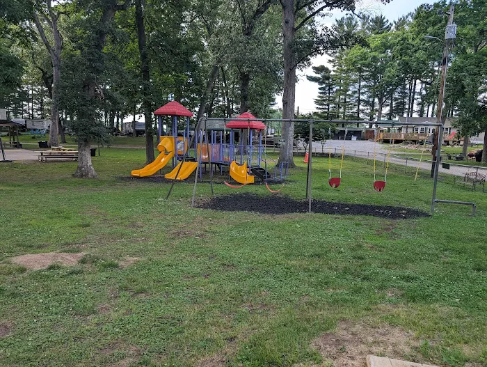 Tall Oaks Family Campground Picture 3