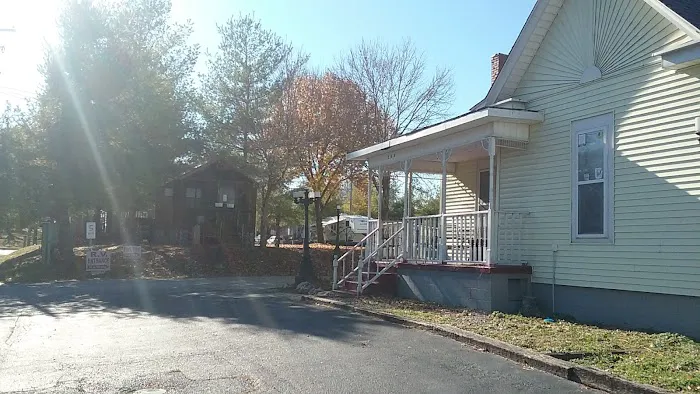Grand Trails RV Park Picture 2