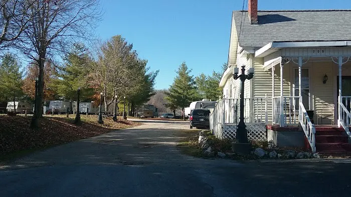 Grand Trails RV Park Picture 7