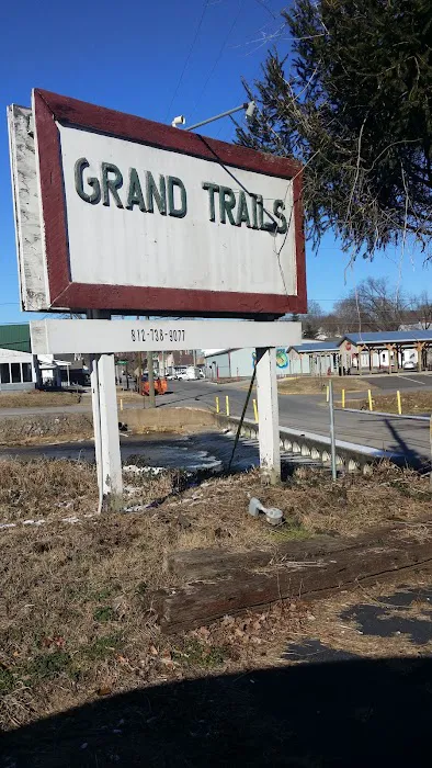 Grand Trails RV Park Picture 6