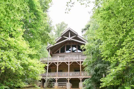 Hawthorn Haven Cabins & Chapel Picture 1