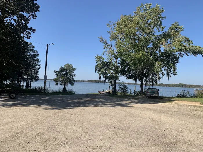 Elliott's Landing and Campground Picture 3