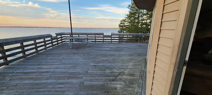 Pier Cabin 1 Picture 4