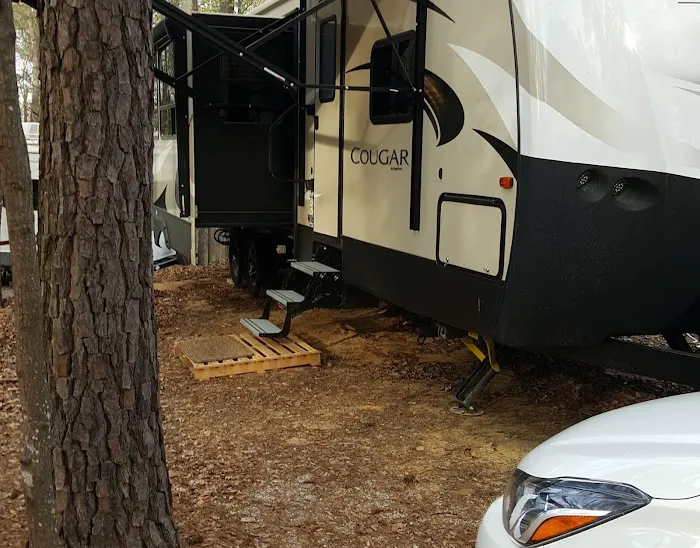 Fox Hollow Camp Ground Picture 10