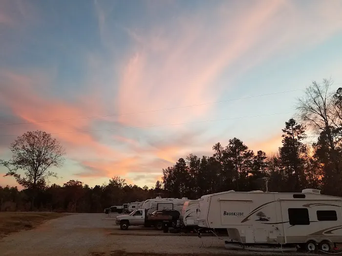 Sunset Ridge Campground Picture 3