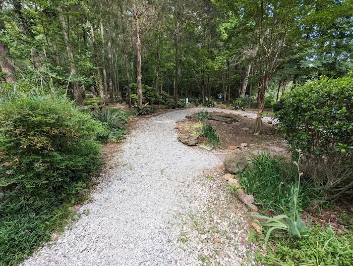 The River's Edge Campground Picture 5