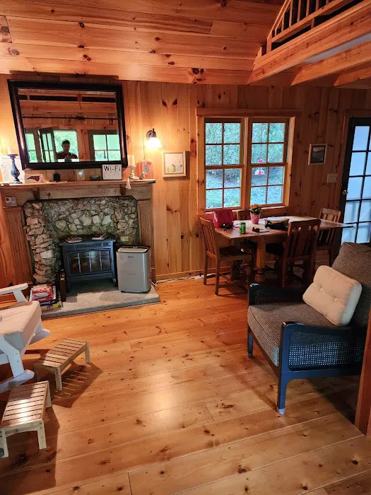 Walnut Grove Farmhouse (airbnb) Picture 6