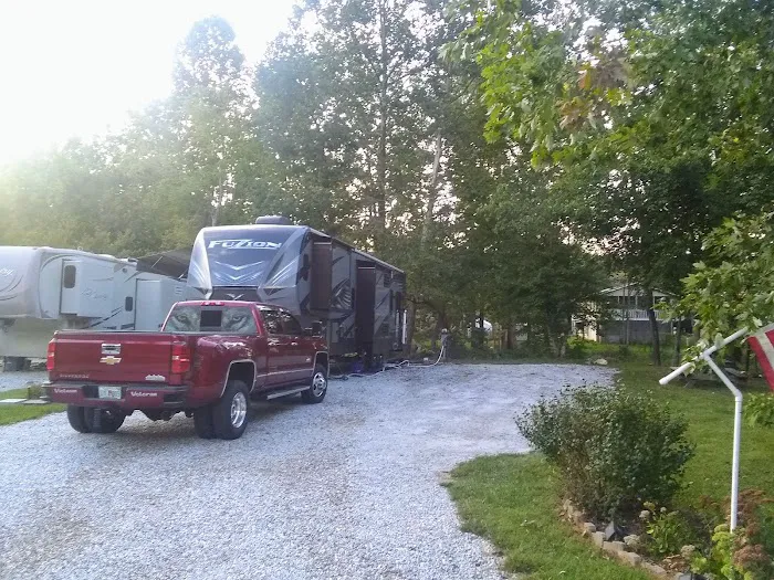 Riverbend RV Park-Campground by Hickory Knob Farms Picture 1