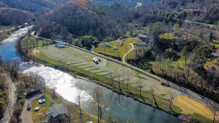 Dillsboro RV River Park Picture 3