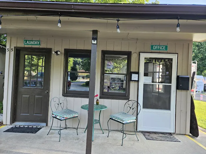 Sweet Dreams Maggie Valley Picture 6