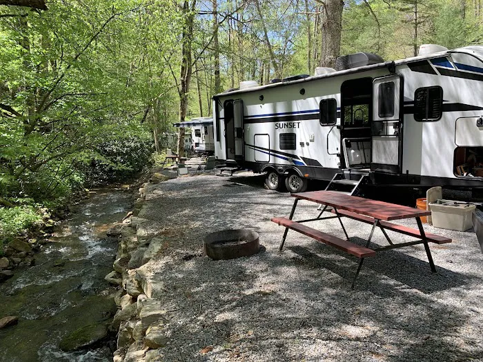 Moonshine Creek Campground Picture 8