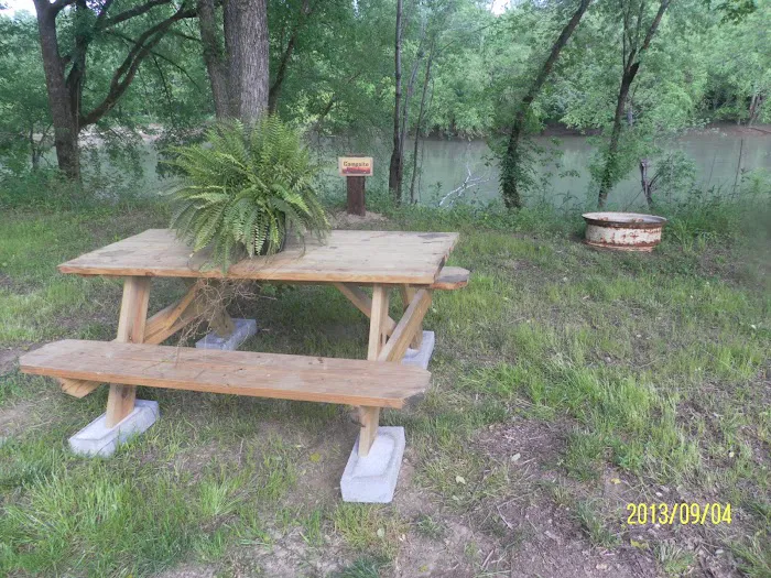 Patrick's Point River Camp Picture 7