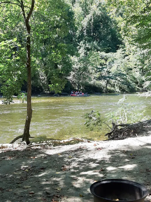 Fox Fire Riverside Campground Picture 3