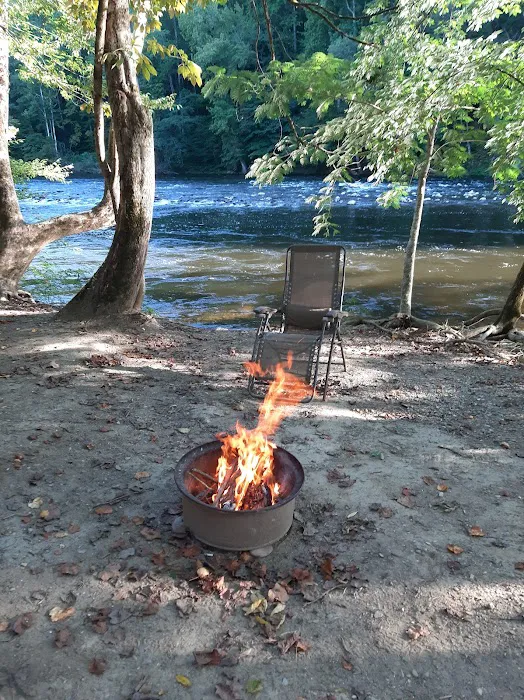 Fox Fire Riverside Campground Picture 9