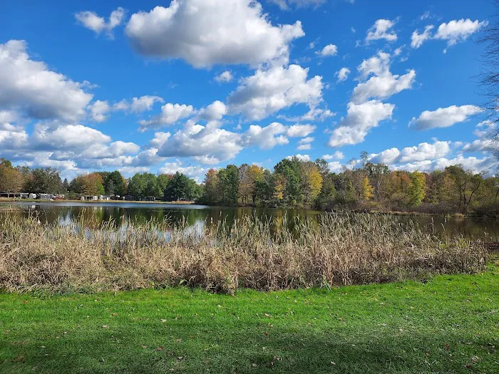 Canadian Lakes Campground Picture 7
