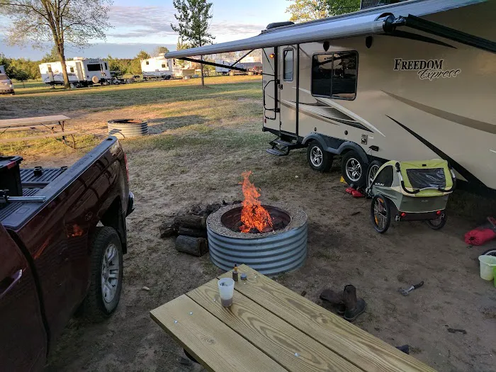 Camper's Haven Family Campground Picture 8