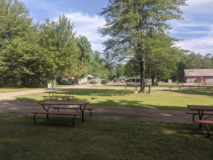 Camper's Paradise (Permanently Closed) Picture 1