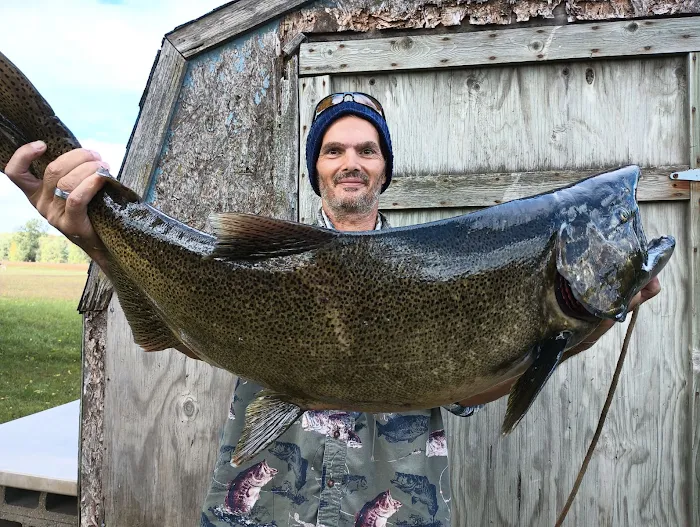 MUSKEGON RIVER CAMPGROUND Picture 3