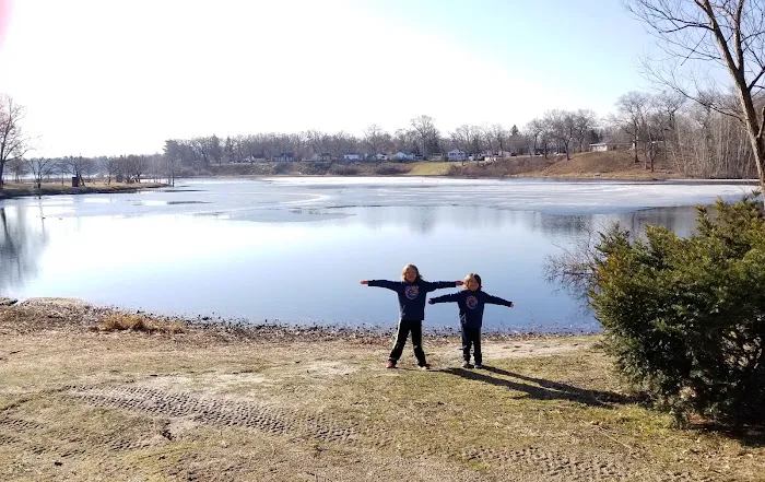 Wolf Lake Resort & Campground Picture 3