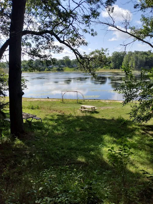 Wolf Lake Resort & Campground Picture 6