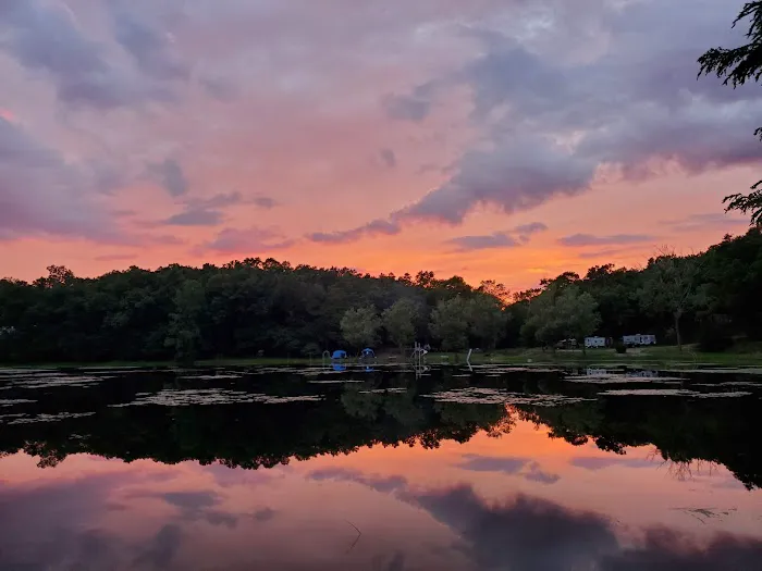 Wolf Lake Resort & Campground Picture 7