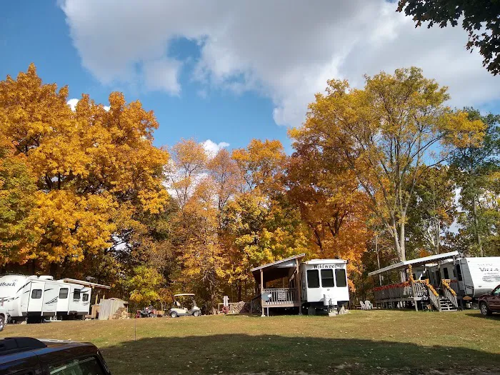 Charlarose Lake & Campground Picture 2