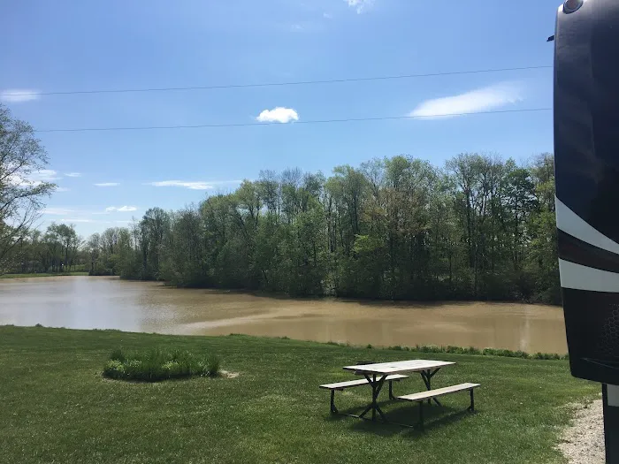 Charlarose Lake & Campground Picture 10
