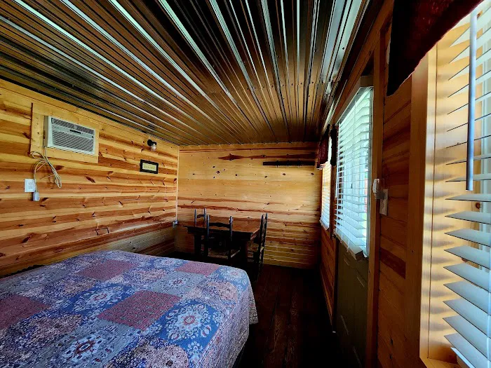 Morgan Cabins Picture 1