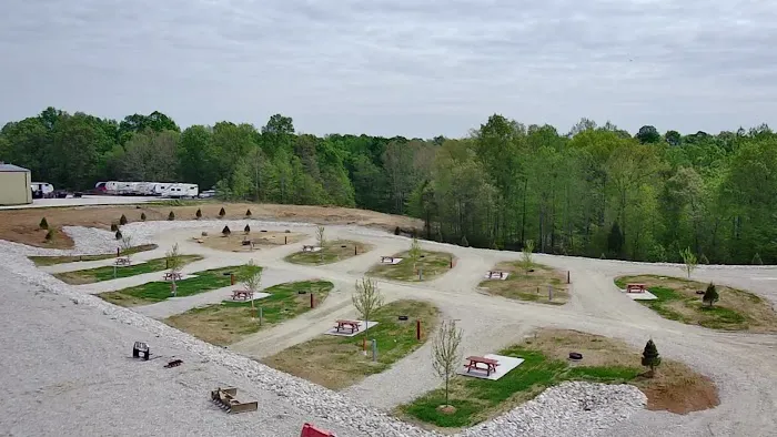 Patoka Pines RV Campground and Boat Storage Picture 7