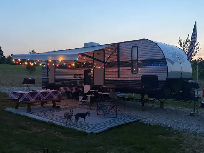 Patoka Pines RV Campground and Boat Storage Picture 10