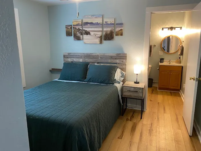 Lake Monroe Village Picture 1