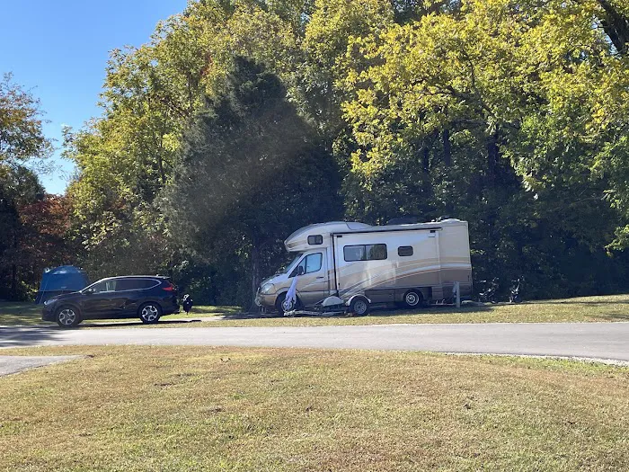 Patoka Lake Modern Campground Picture 3