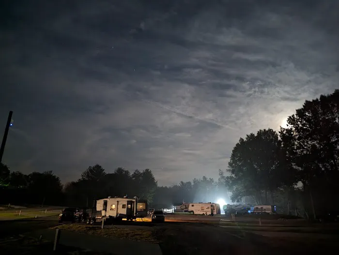 Paddle Trail Campground Picture 2