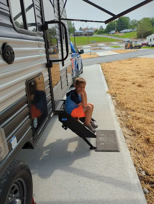 Paddle Trail Campground Picture 6